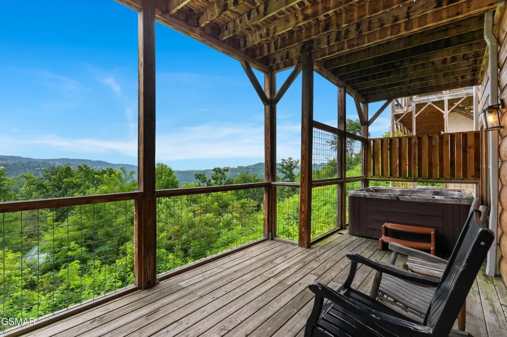 244 Stone Fence Lane Gatlinburg, TN 37738