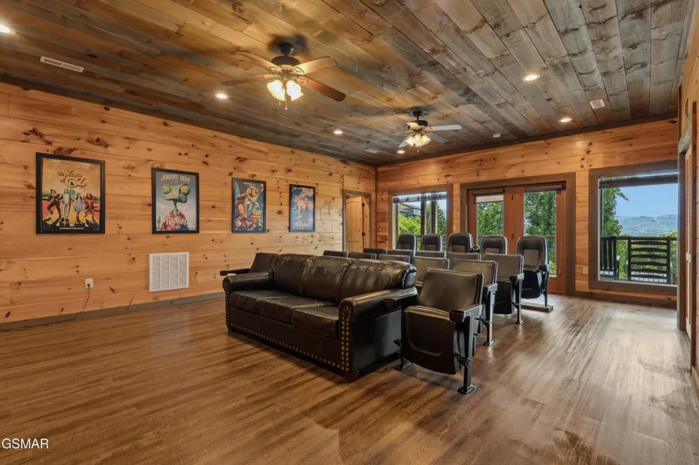 244 Stone Fence Lane Gatlinburg, TN 37738