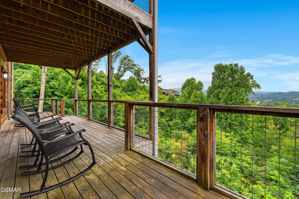 244 Stone Fence Lane Gatlinburg, TN 37738