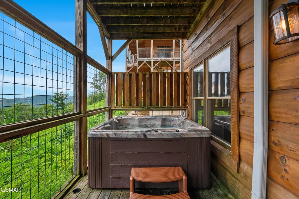 244 Stone Fence Lane Gatlinburg, TN 37738