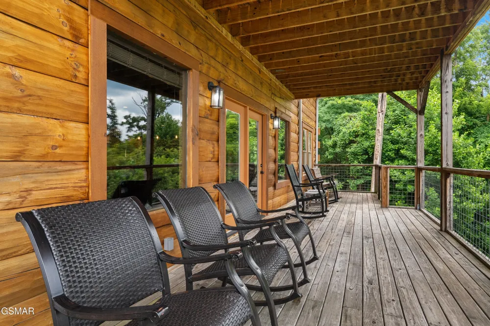244 Stone Fence Lane Gatlinburg, TN 37738