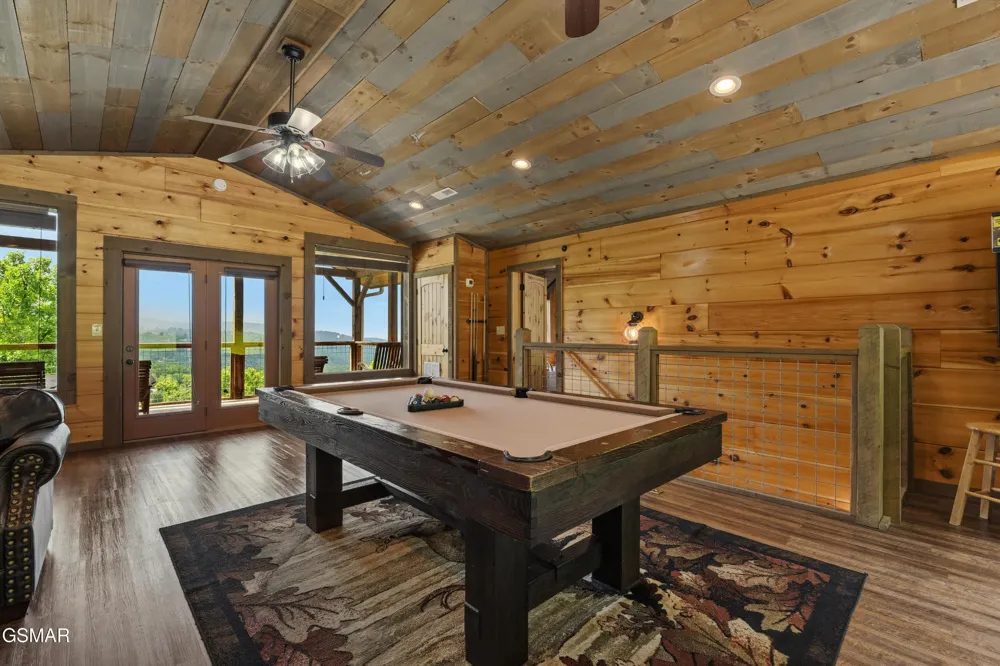 244 Stone Fence Lane Gatlinburg, TN 37738