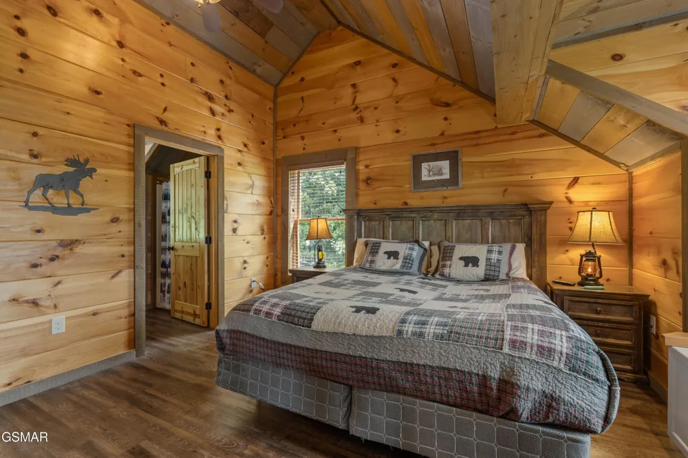 244 Stone Fence Lane Gatlinburg, TN 37738
