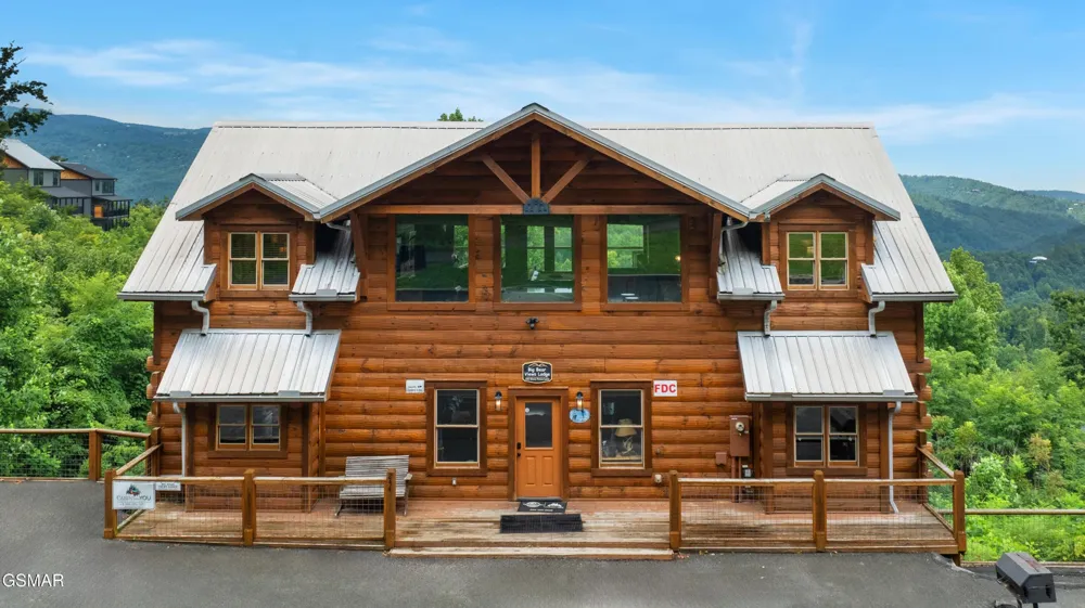 244 Stone Fence Lane Gatlinburg, TN 37738