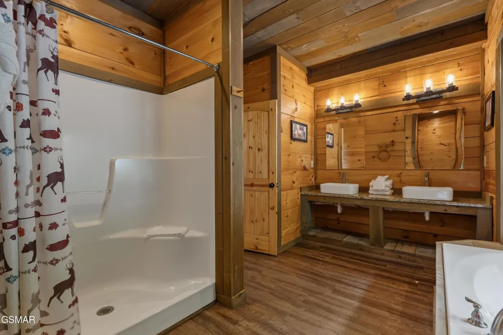 244 Stone Fence Lane Gatlinburg, TN 37738