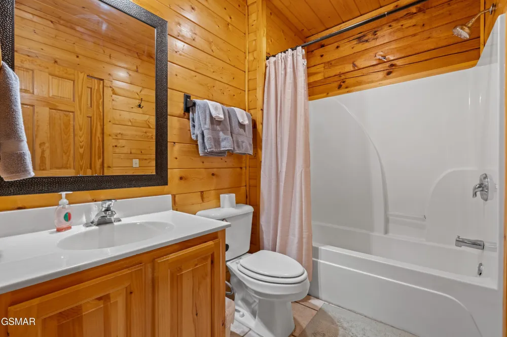 1540 Rainbow Ridge Way Sevierville, TN 37862