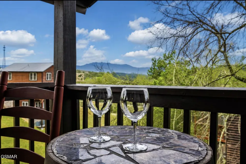 1540 Rainbow Ridge Way Sevierville, TN 37862