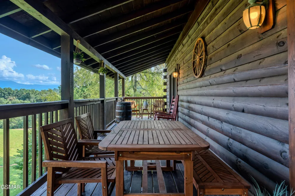 1540 Rainbow Ridge Way Sevierville, TN 37862
