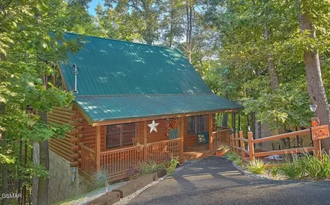 656 Forest Drive