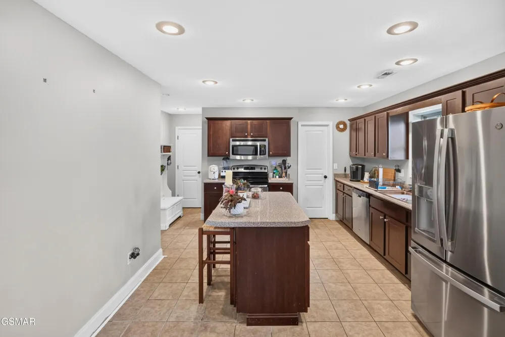 536 Elmer Walker Road Jonesborough, TN 37659