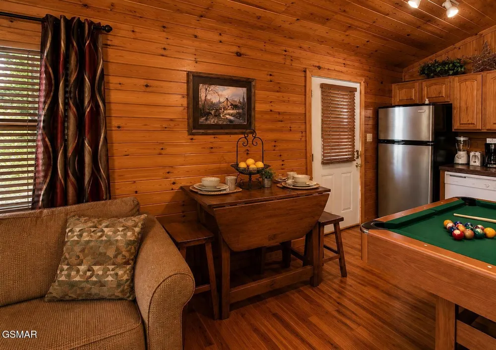 1540 Bears Den Way Sevierville, TN 37862