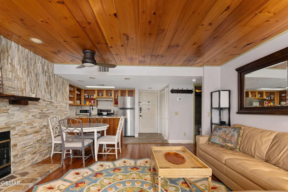3710 Weber Road #101B Gatlinburg, TN 37738
