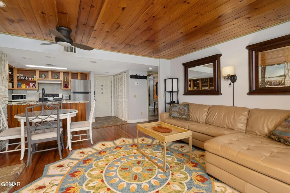 3710 Weber Road #101B Gatlinburg, TN 37738