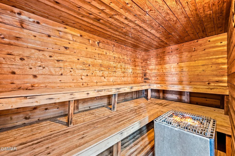 3710 Weber Road #101B Gatlinburg, TN 37738