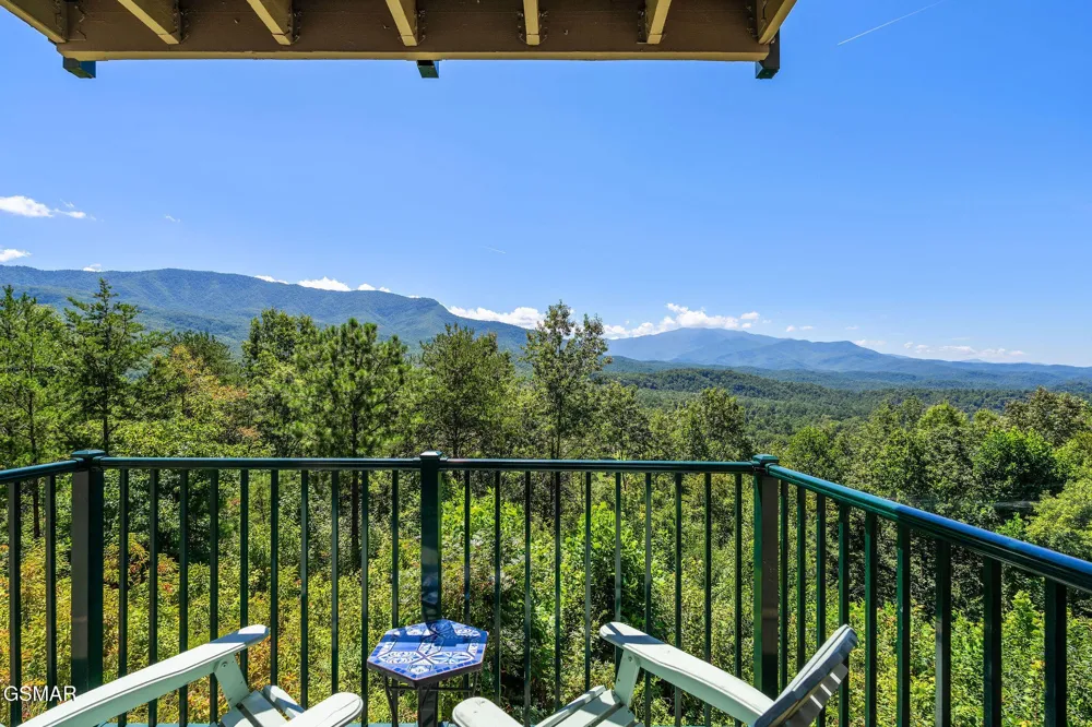 3710 Weber Road #101B Gatlinburg, TN 37738