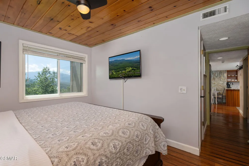 3710 Weber Road #101B Gatlinburg, TN 37738