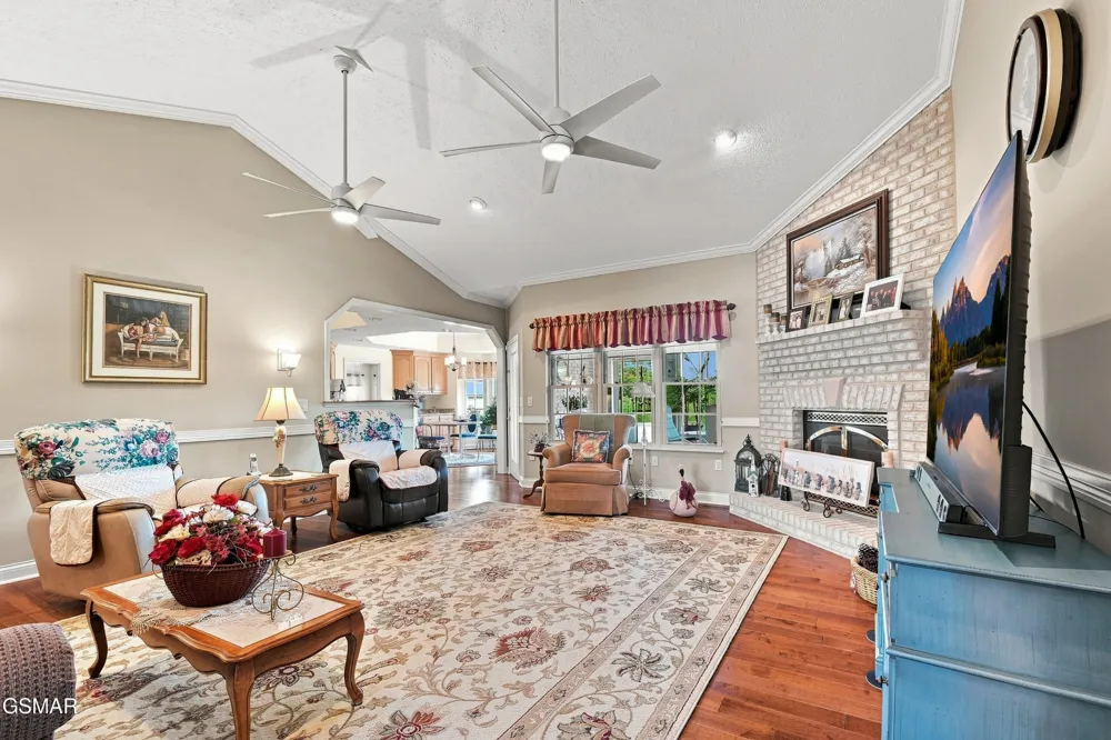 1264 Blake Lea Sevierville, TN 37862