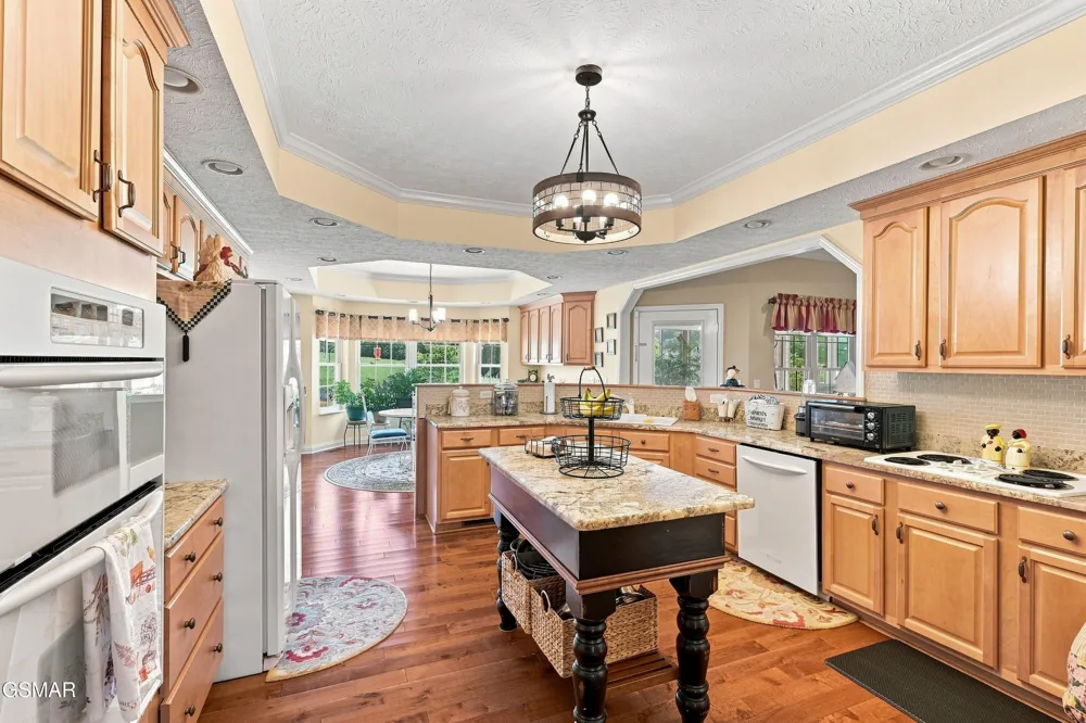 1264 Blake Lea Sevierville, TN 37862