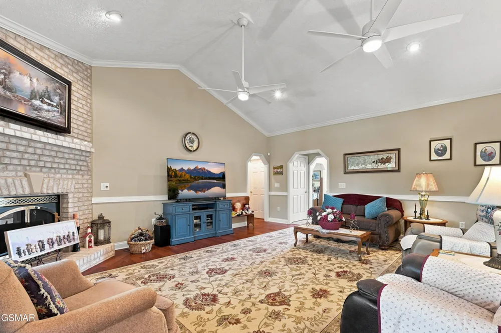 1264 Blake Lea Sevierville, TN 37862