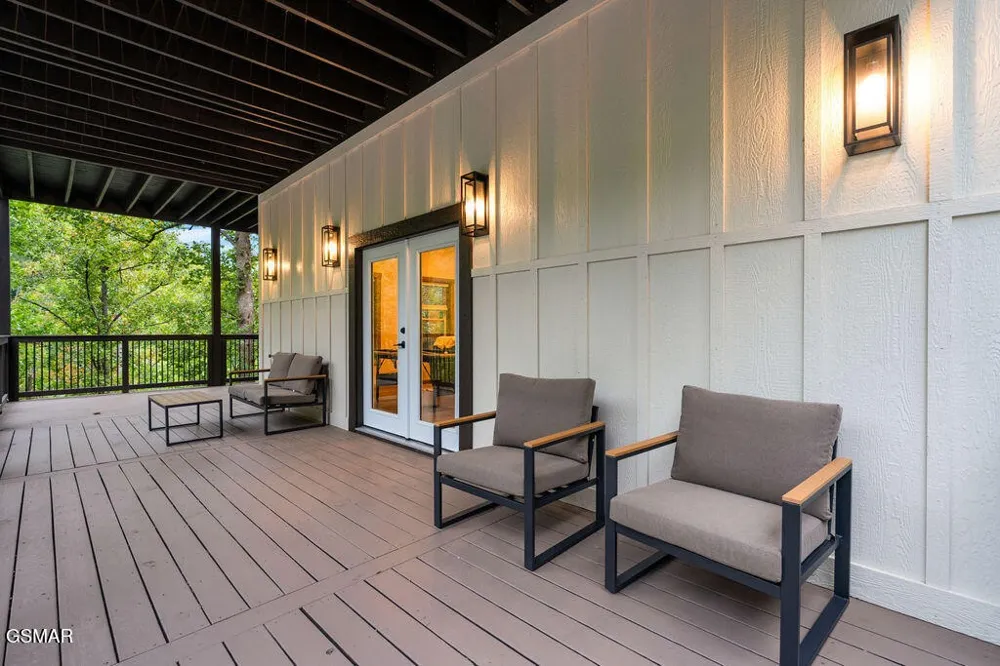 752 Loop Road Gatlinburg, TN 37738