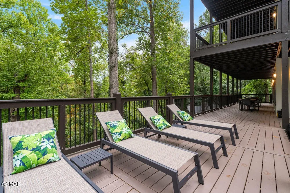 752 Loop Road Gatlinburg, TN 37738