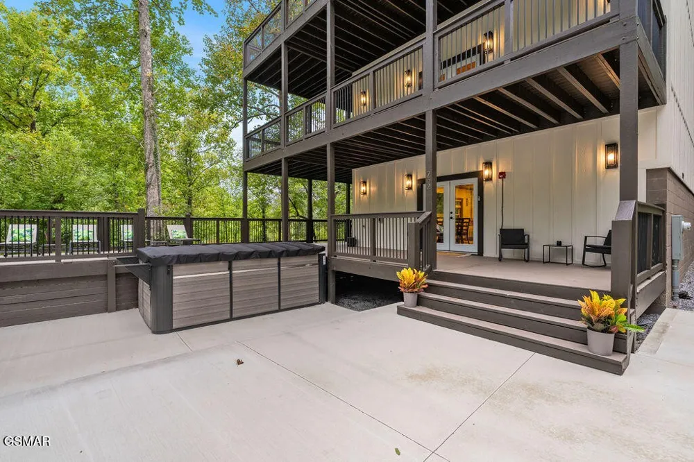 752 Loop Road Gatlinburg, TN 37738
