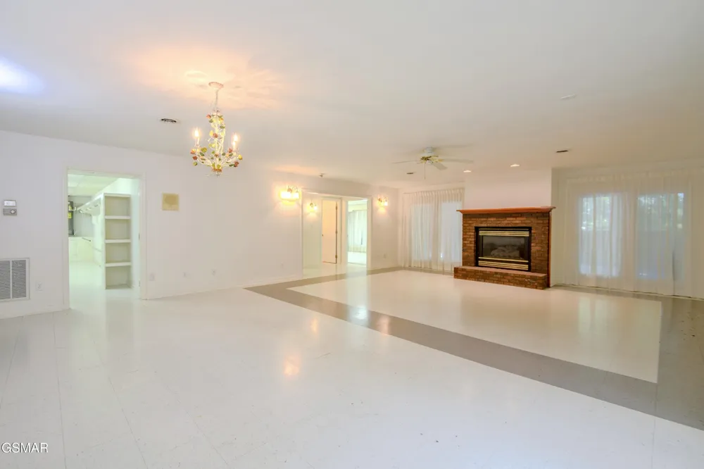 11104 Chapman Highway Seymour, TN 37865