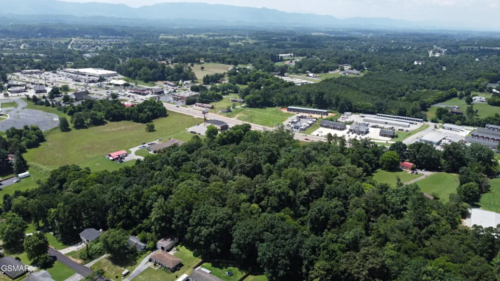 11104 Chapman Highway Seymour, TN 37865