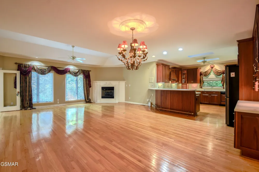 11104 Chapman Highway Seymour, TN 37865
