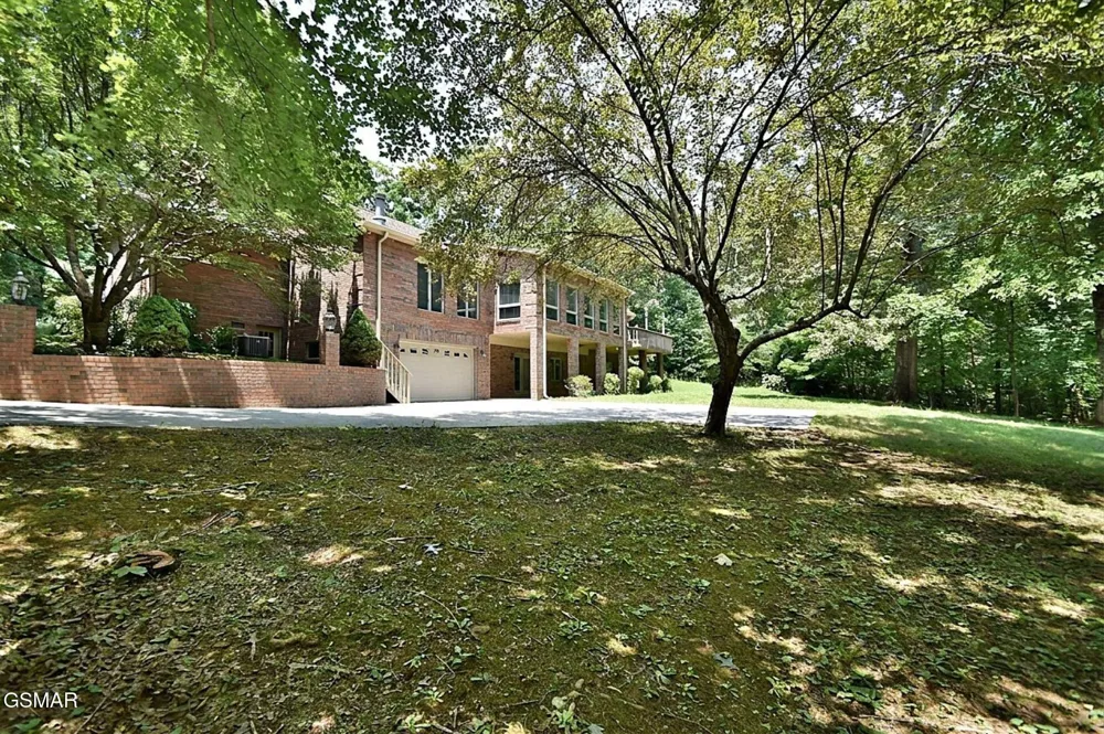 11104 Chapman Highway Seymour, TN 37865