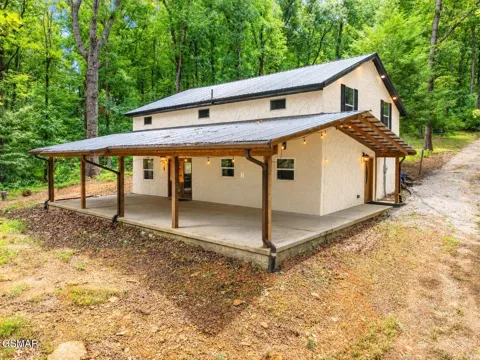 148 Chimney Rock Lane