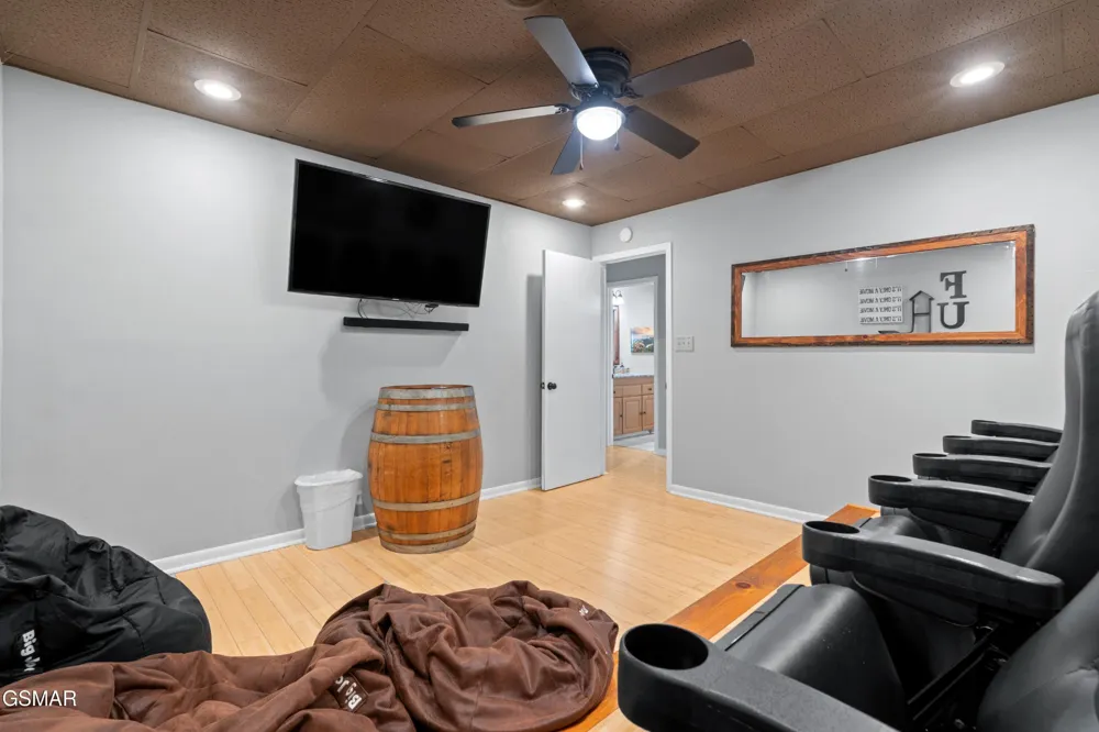 913 Echo Place Gatlinburg, TN 37738