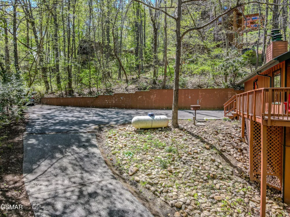 913 Echo Place Gatlinburg, TN 37738
