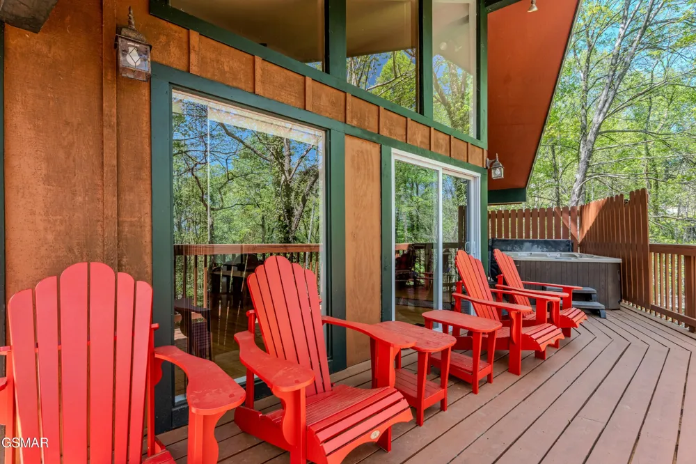 913 Echo Place Gatlinburg, TN 37738