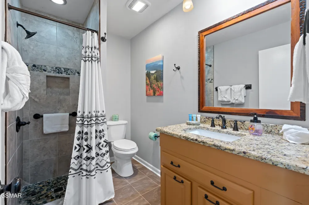 913 Echo Place Gatlinburg, TN 37738