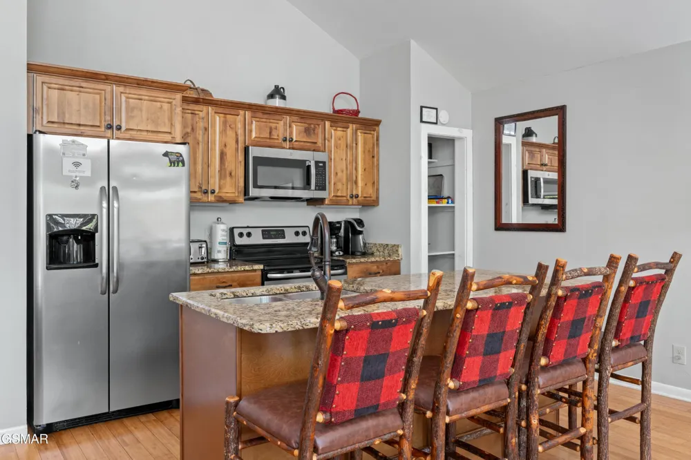 913 Echo Place Gatlinburg, TN 37738