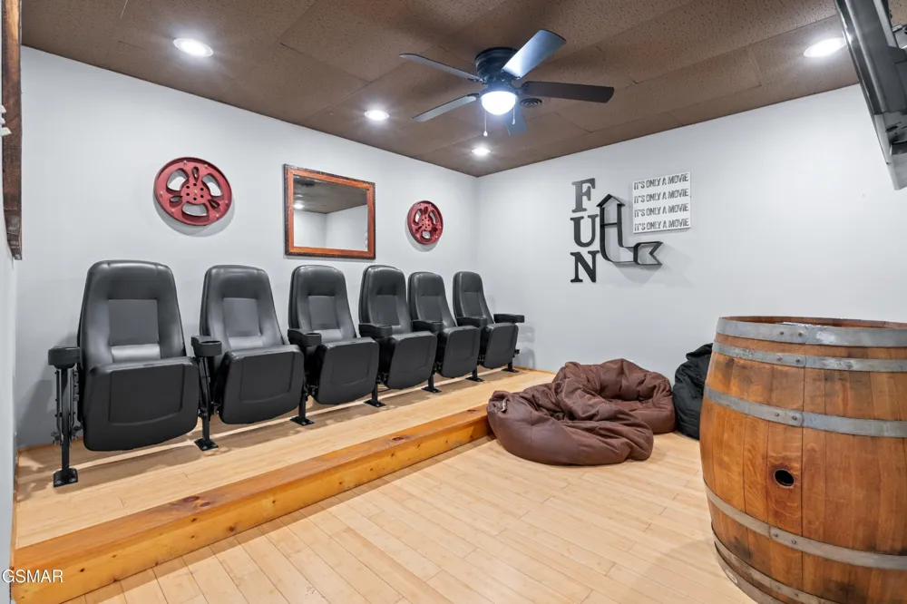 913 Echo Place Gatlinburg, TN 37738