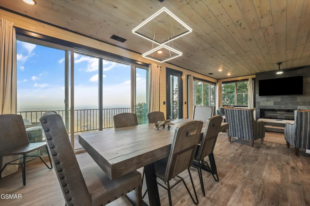3297 Duncan Springs Road Sevierville, TN 37876