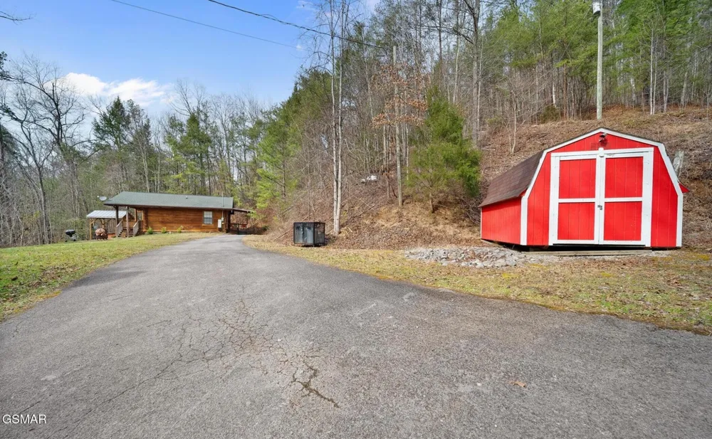 1284 Laurel Lick Road #2 Sevierville, TN 37862
