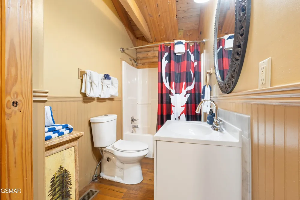 1284 Laurel Lick Road #2 Sevierville, TN 37862