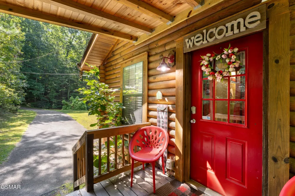 1284 Laurel Lick Road #2 Sevierville, TN 37862