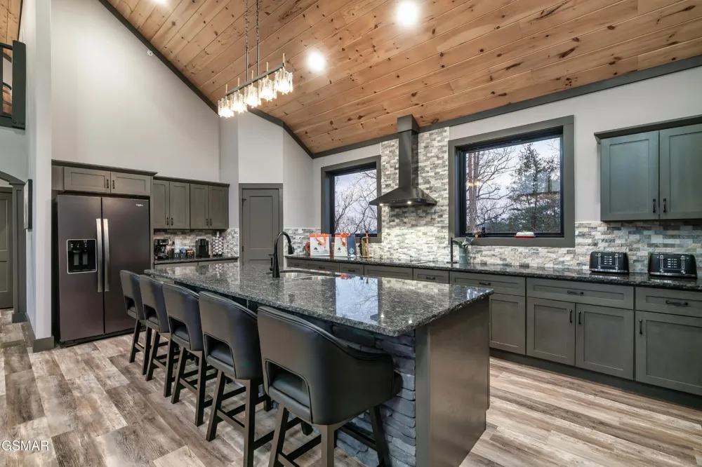 77 Flintlock Lane Sevierville, TN 37862