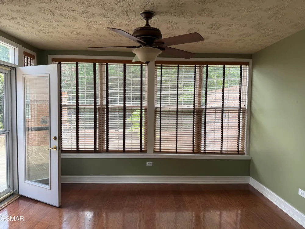 1035 Fine Glen Drive Sevierville, TN 37862