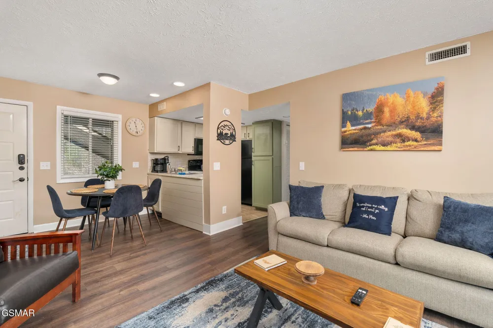 3710 Weber Road #307C Gatlinburg, TN 37738