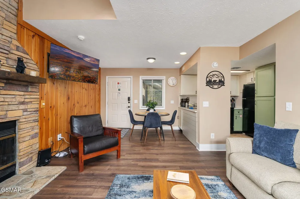 3710 Weber Road #307C Gatlinburg, TN 37738
