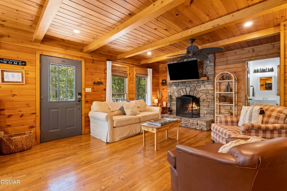 3956 Millers Ridge Way Sevierville, TN 37862