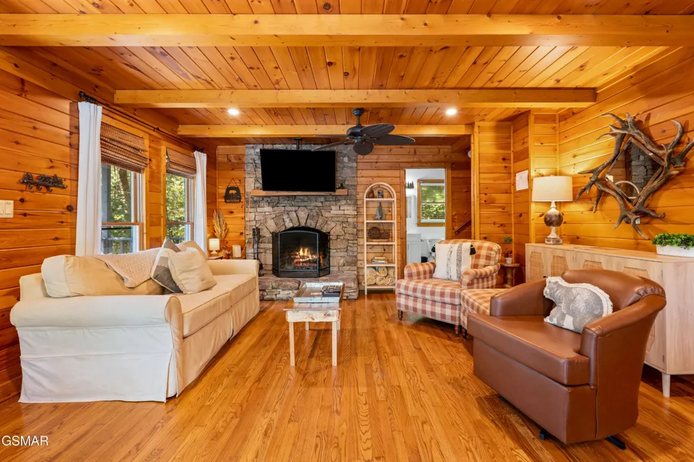 3956 Millers Ridge Way Sevierville, TN 37862