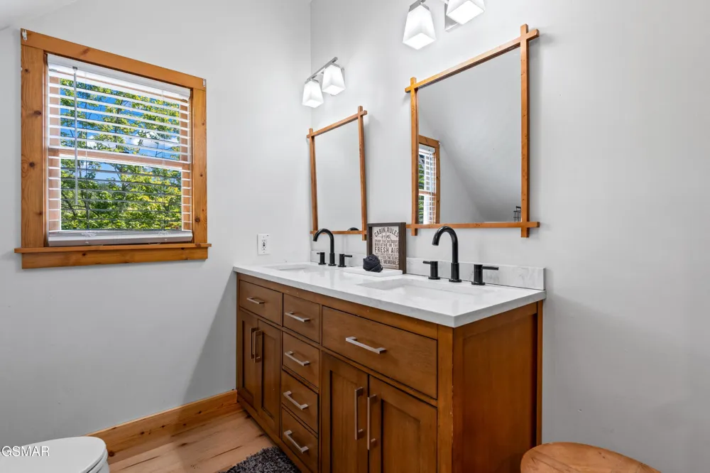 3956 Millers Ridge Way Sevierville, TN 37862