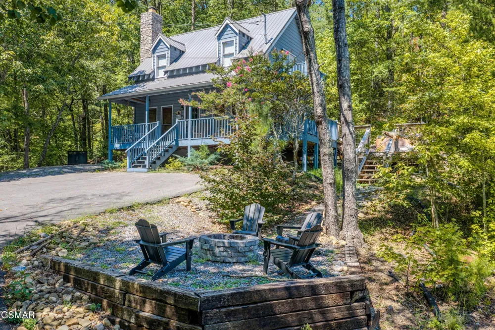 3956 Millers Ridge Way Sevierville, TN 37862