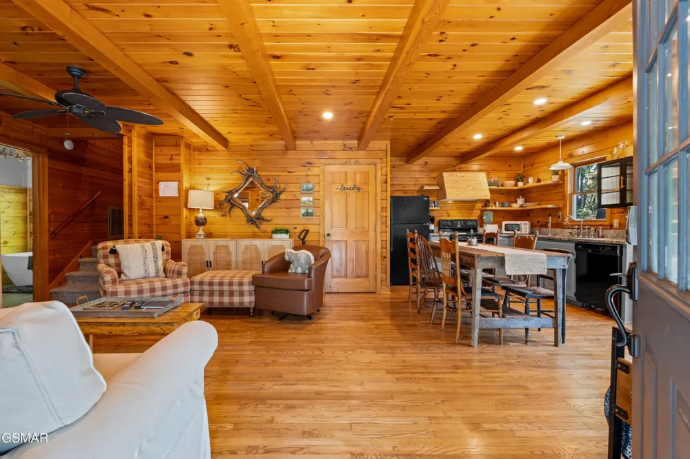 3956 Millers Ridge Way Sevierville, TN 37862